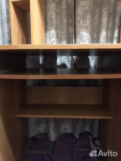 Компьютерный стол