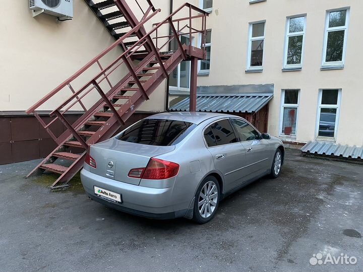 Nissan Skyline 2.5 AT, 2002, 320 000 км