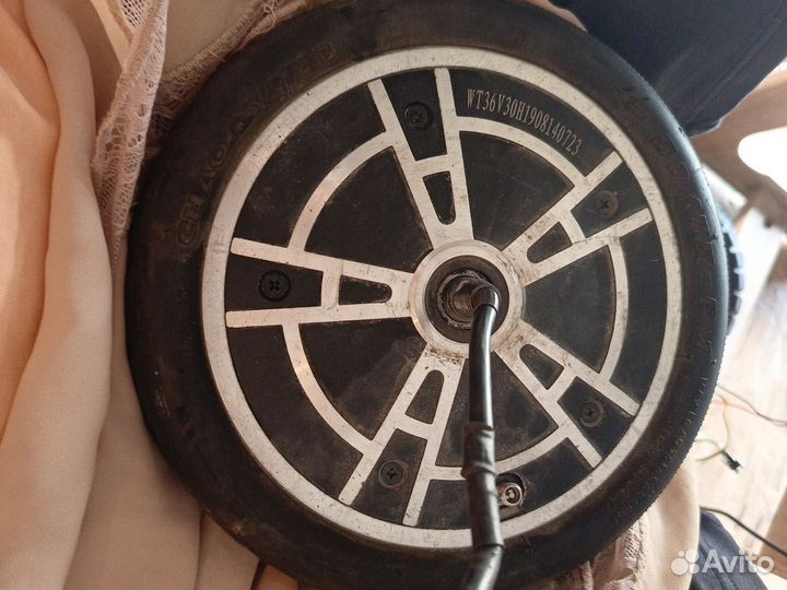 Мотор колесо от электро самоката