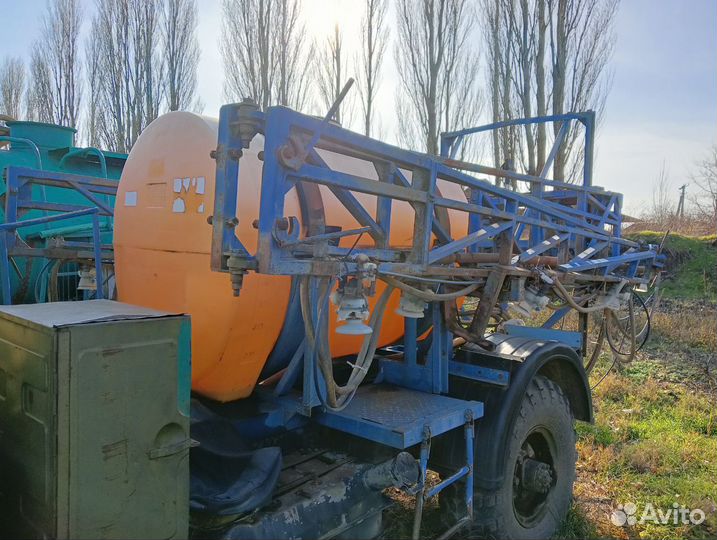 Опрыскиватель Юнавэкс КР.02.95-18-П, 2013