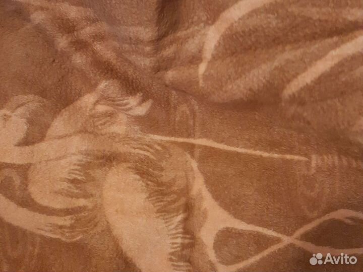 Одеяло шерстяное