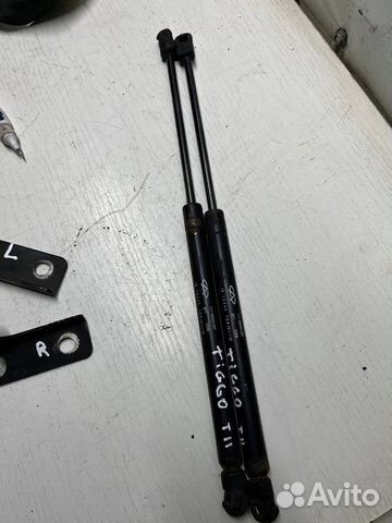 Упор амортизатор капота Chery Tiggo T11 FL