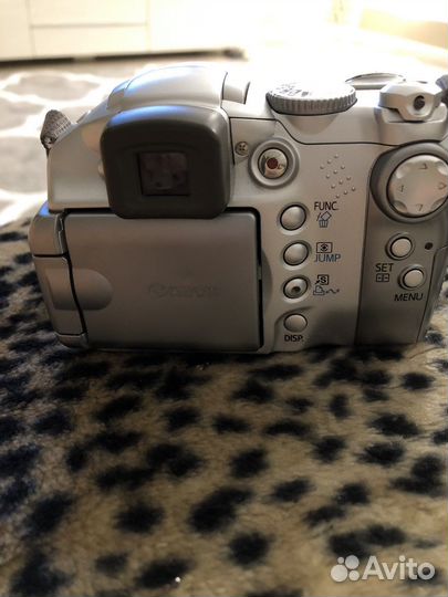 Компактный фотоаппарат Canon zoom lens 12x