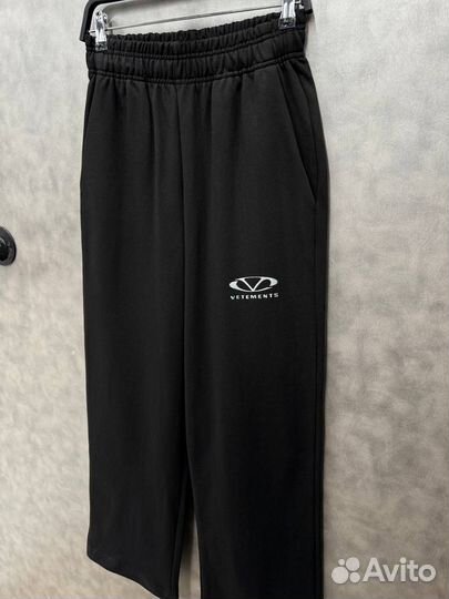 Штаны широкие Vetements