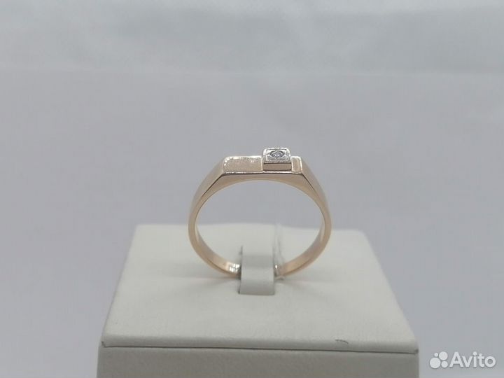 Золотая печатка с камнем 585* (кача юв)