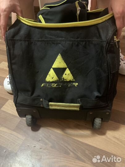Хоккейный баул на колесах