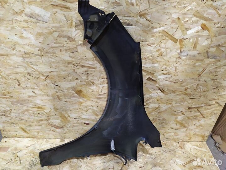 Крыло переднее правое Опель Астра J