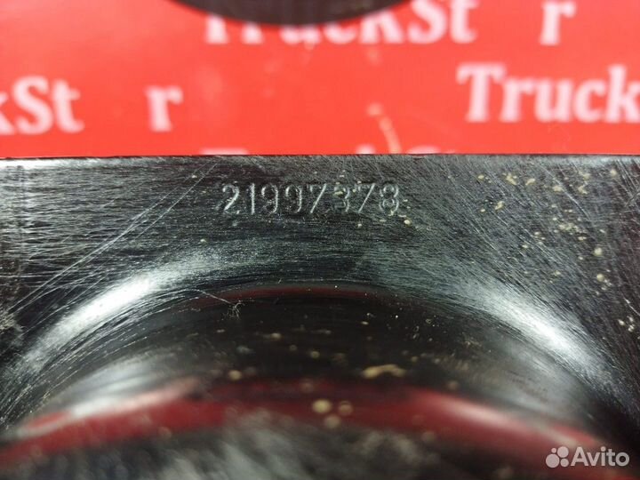 Подушка двигателя передняя Volvo FH