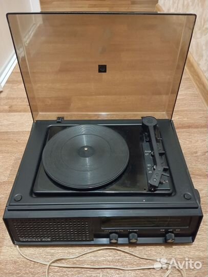 Радиола времён СССР, ретро винтаж Серенада 406