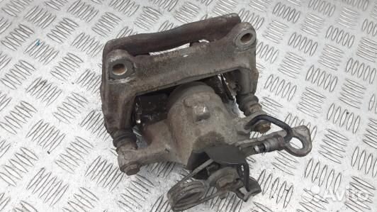 Суппорт тормозной задний правый volkswagen phaeton