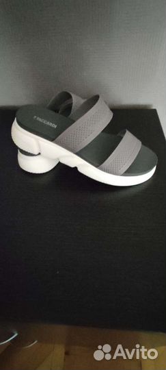 Шлепанцы женские 39 размер