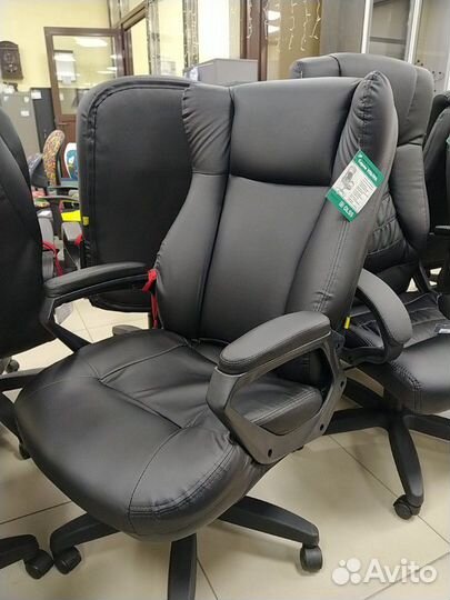 Кресло для руководителя Адмирал черное (иск/кожа)