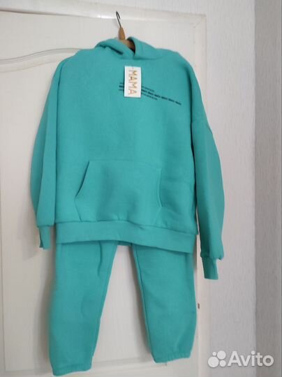 Спортивный костюм женский новый