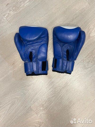 Боксерские перчатки fever