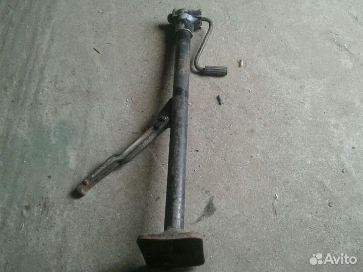 Винтовой домкрат Волга