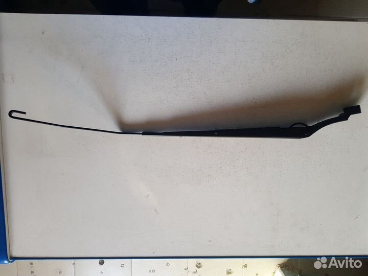 Рычаг cтеклоочистителя правый Aveo T250/T255 08-12