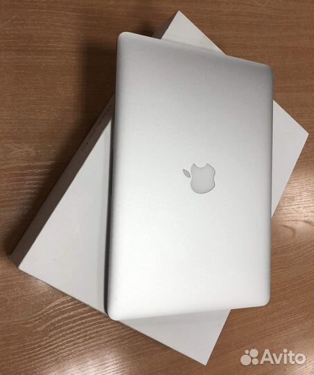 MacBook Air 2017/i5/8GB/Intel Hd/128GB SSD/13.3