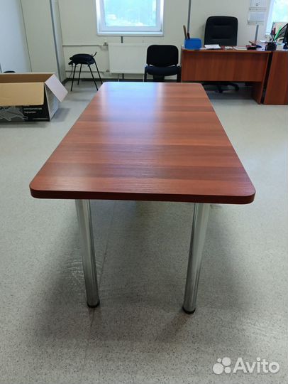 Стол для переговоров бу