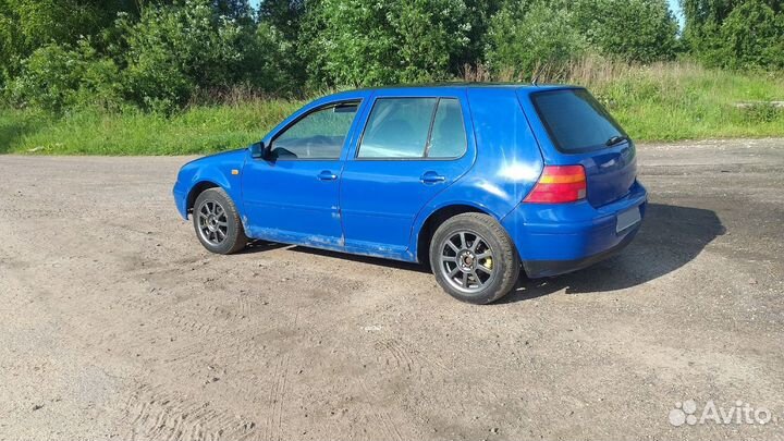 Volkswagen Golf 1.6 МТ, 1998, 350 000 км