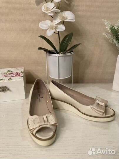 Туфли женские