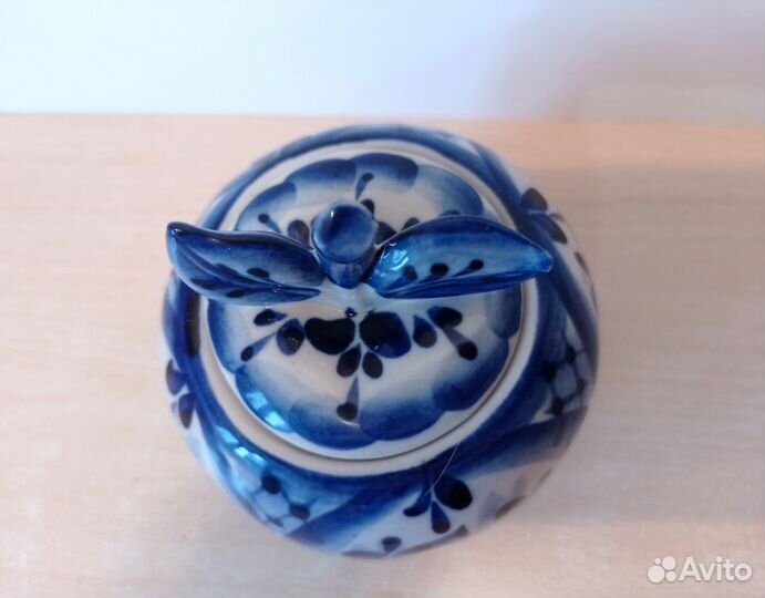 Шкатулки гжель