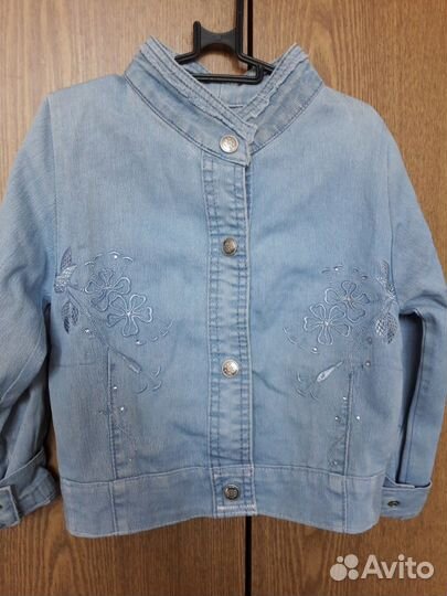 Продаю джинцовые куртки
