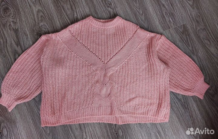 Свитер женский