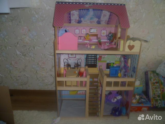 Детский игровой домик из дерева