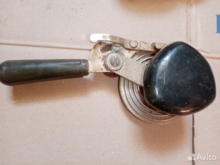 Для закрывания банок