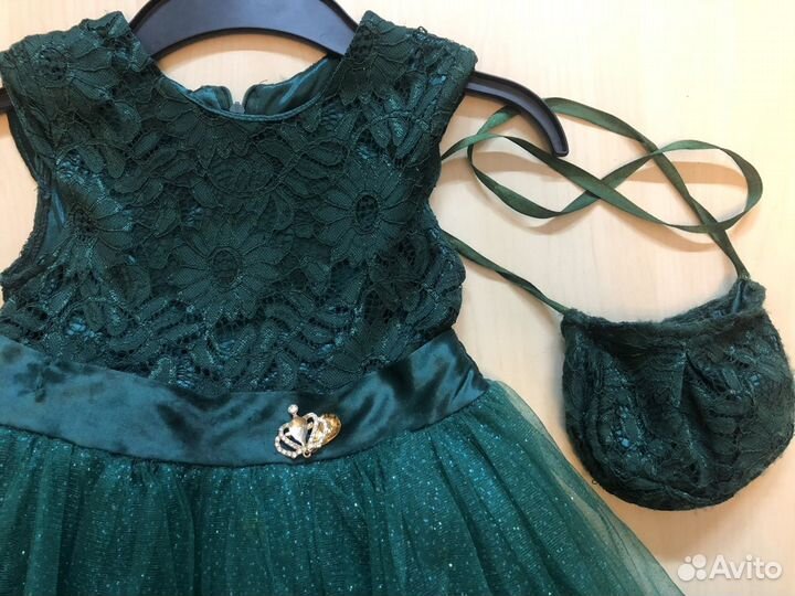 Нарядное платье