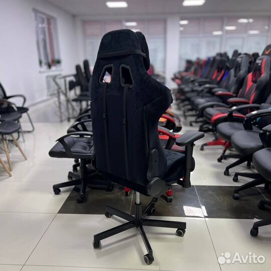 Игровое кресло Zombie Viking Knight (цвета)