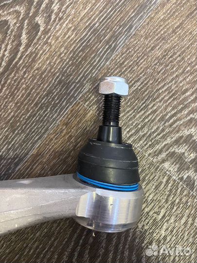 Рычаг передний нижний задний Audi (8K0407693E)