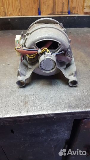 Двигататель (мотор) от стиральной машины