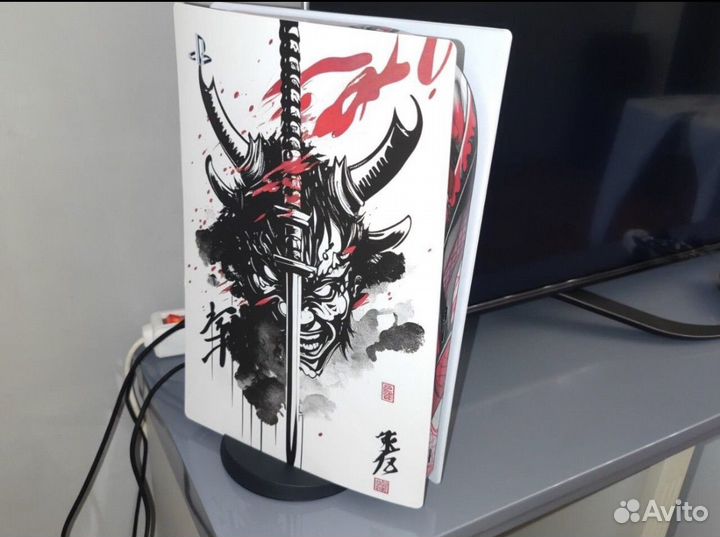 Виниловые наклейки на PlayStation 5