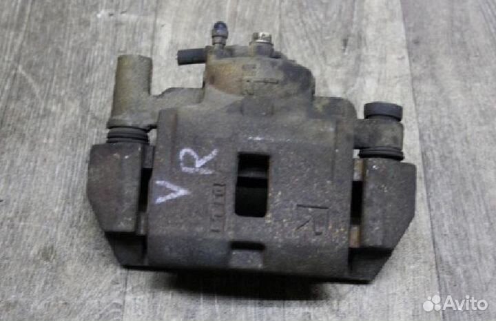 Суппорт передний правый Mazda 626 GF/GW Bj,2000