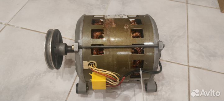Двигататель стиральной машины