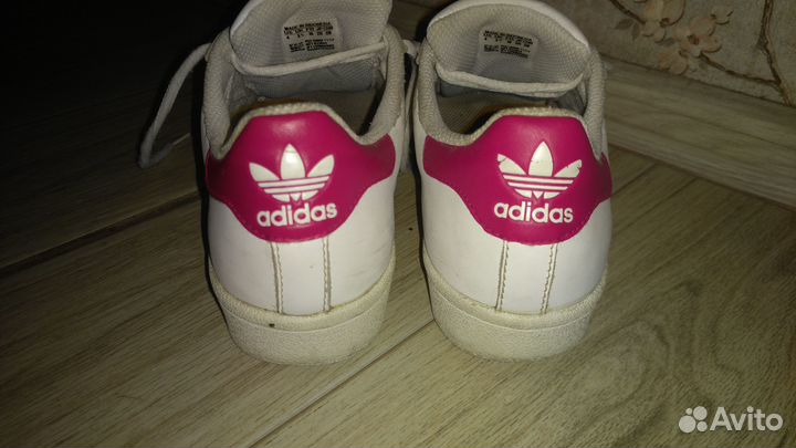 Кроссовки Adidas Superstar. Размер 36