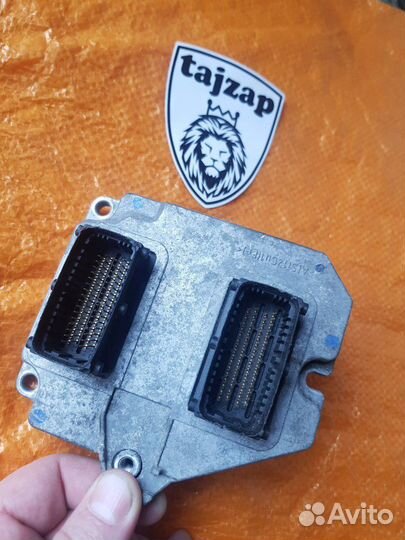 Блок управления двигателя Opel Astra 55559272