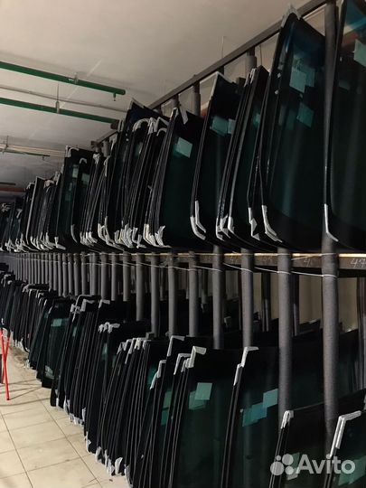 Лобовое стекло Audi q5