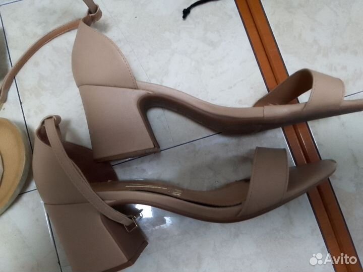 Летняя женская обувь