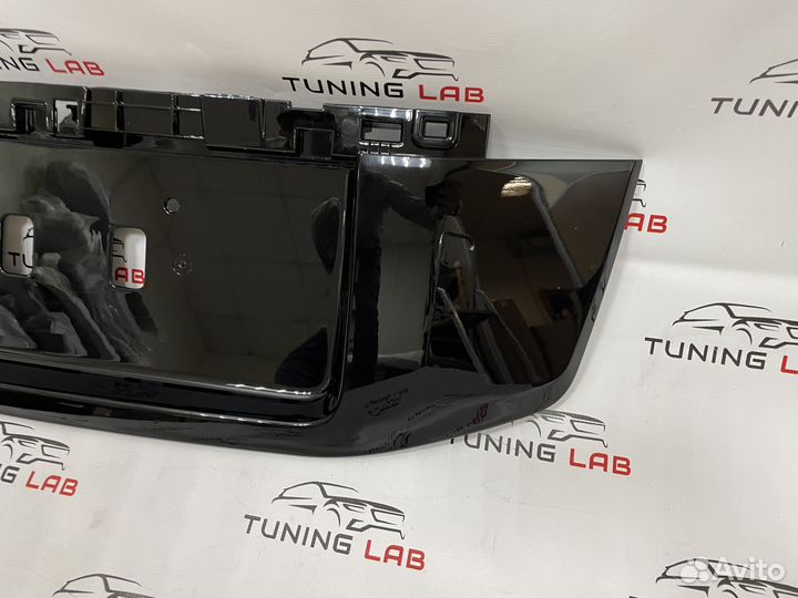 Prado 150 Подномерник задний 2014+