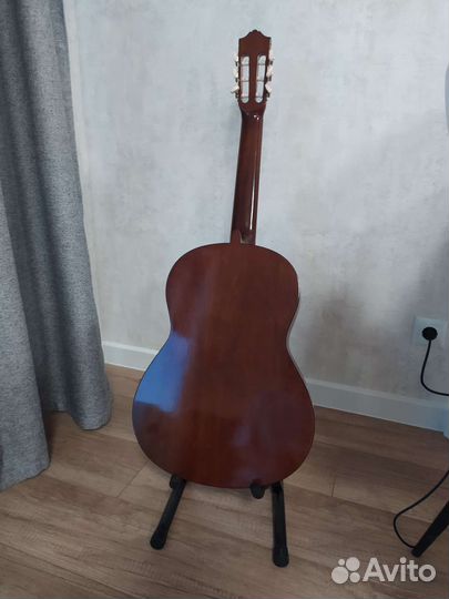 Гитара Yamaha C40 (+ чехол, + новые струны)
