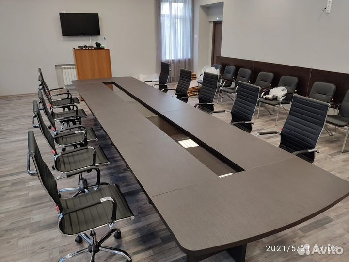 Оснащение офисов и складских помещений