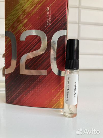 Духи молекула 02