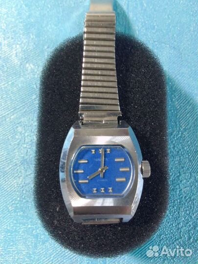 Часы женские СССР наручные