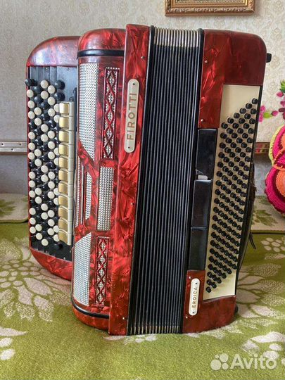 Баян пятирядный