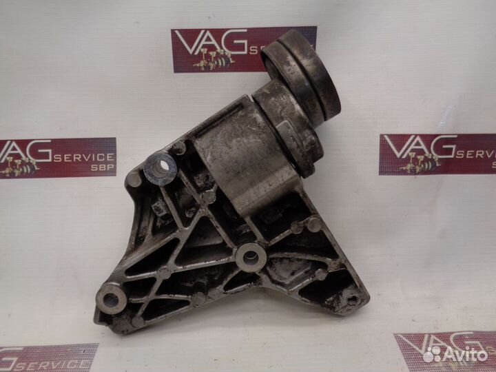 Кронштейн кондиционера VAG VW 1.2 CBZ