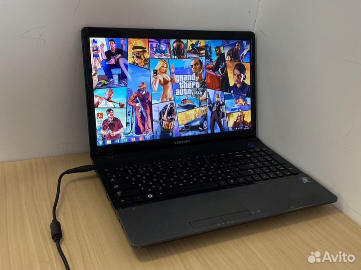 Мощный ноутбук samsung 2видеокарты