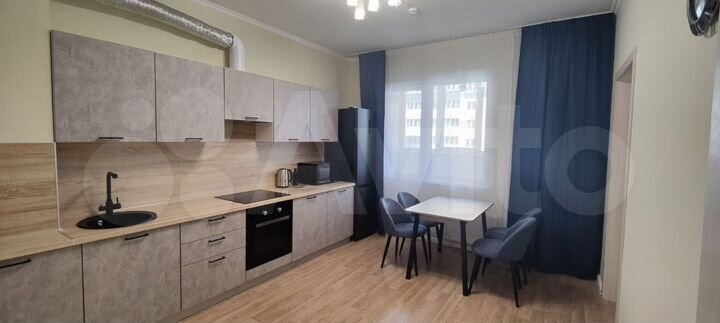1-к. квартира, 52 м², 9/17 эт.