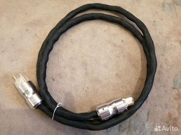 Авторский сетевой кабель